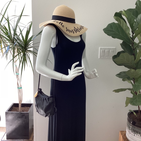 NWT PASSPORT TO INDIA BLACK GENUINE LEATHER CROSSBODY SHOULDER BAG - Picture 3 of 13